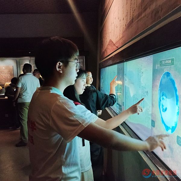 nEO_IMG_D錍`^Ќ`꠳ɆTһ^<a href=http://www.jitongbianyaqi.com/news/ target=_blank class=infotextkey>C</a>ʡ^.jpg